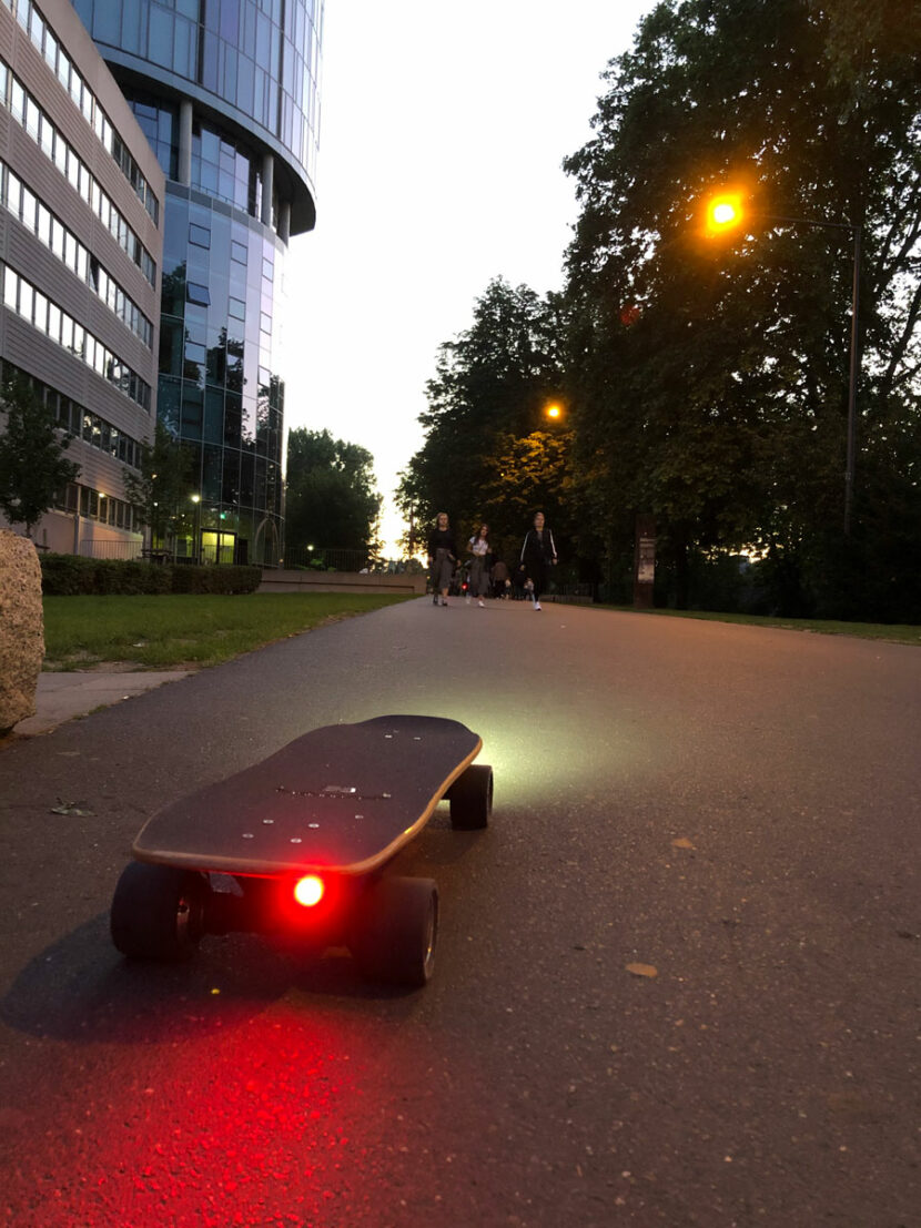 Electric Skateboard Buying Guide for Beginners | EasiBooster